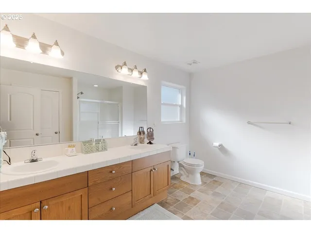 a bathroom with a sink and a toilet
