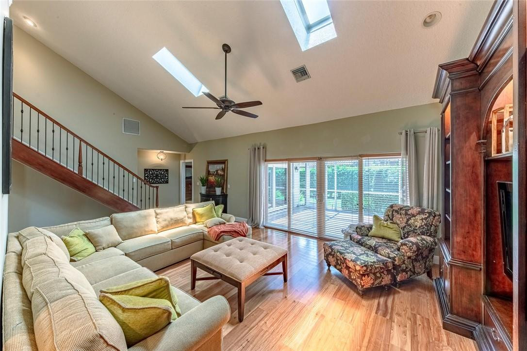 23334 Water Circle Boca Raton, FL 33486 - Photo 8 of 32 Photo 8