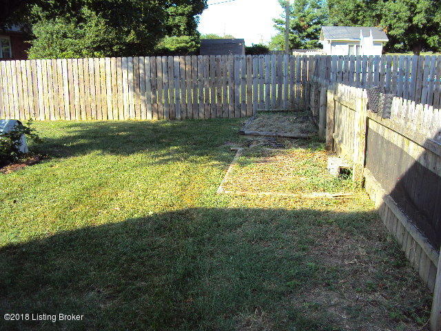 9115 Blowing Tree Road Louisville, KY 40220 - Photo 78 of 81 DSC03997