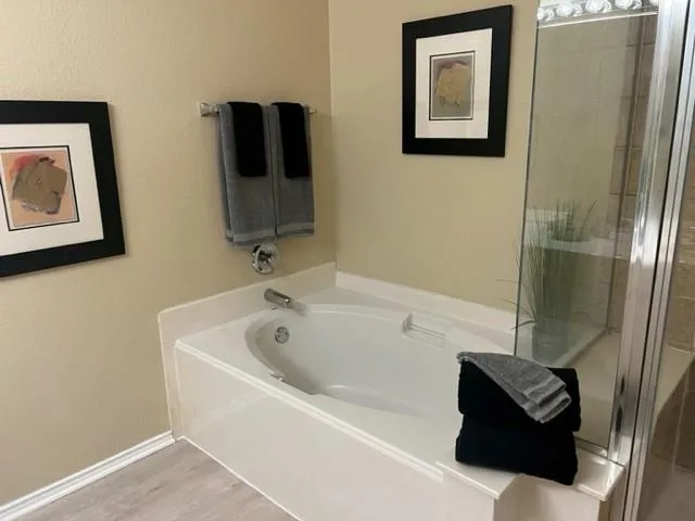 $1,995 | 8401 Asheville Lane, Fort Worth, TX 76123