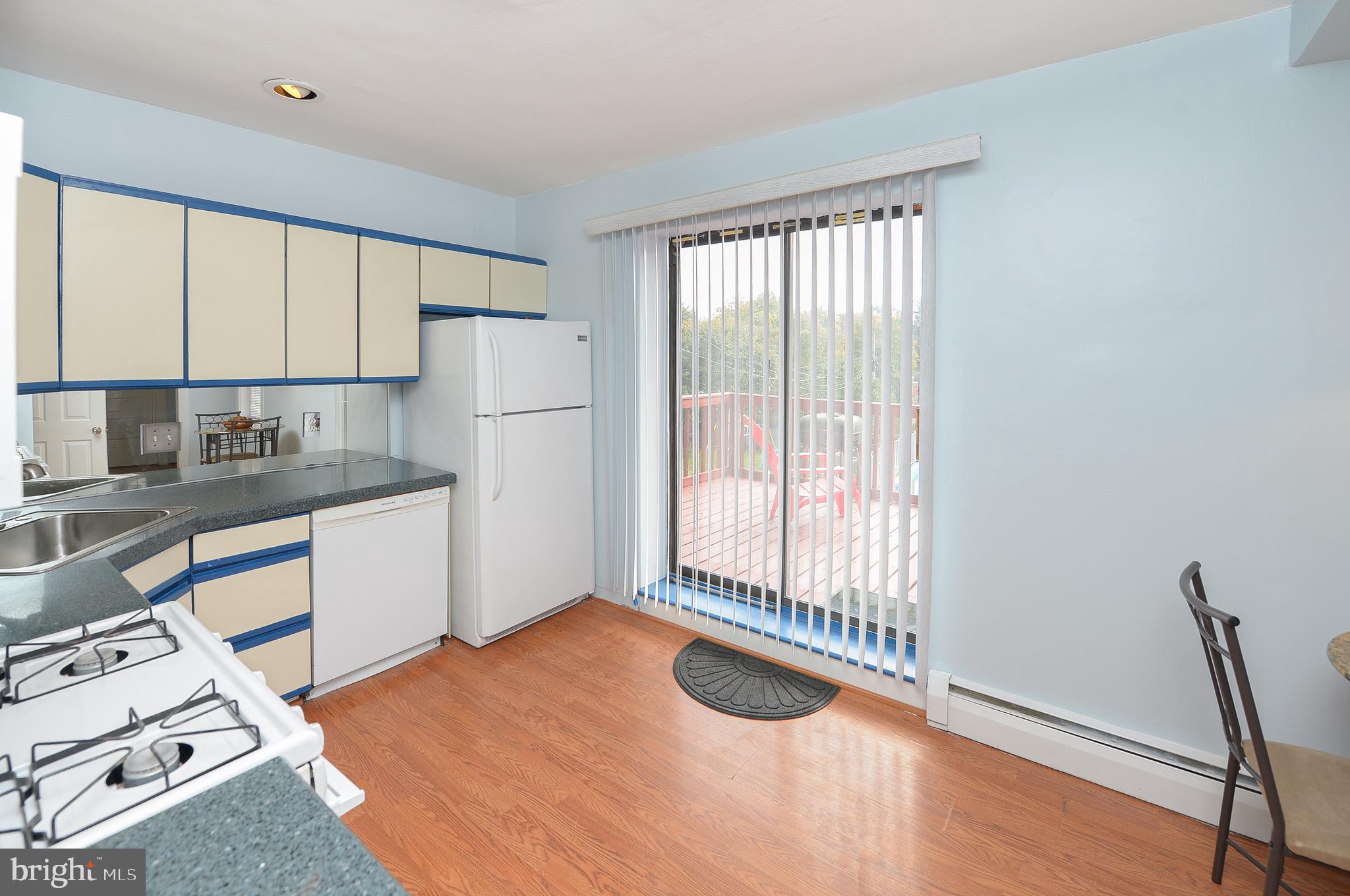 4960 State Road Drexel Hill, PA 19026 - Photo 16 of 40 Kitchen