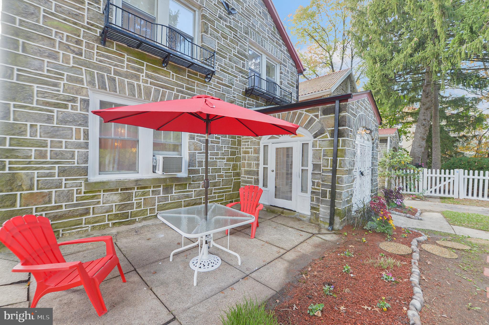 4960 State Road Drexel Hill, PA 19026 - Photo 4 of 40 Front patio