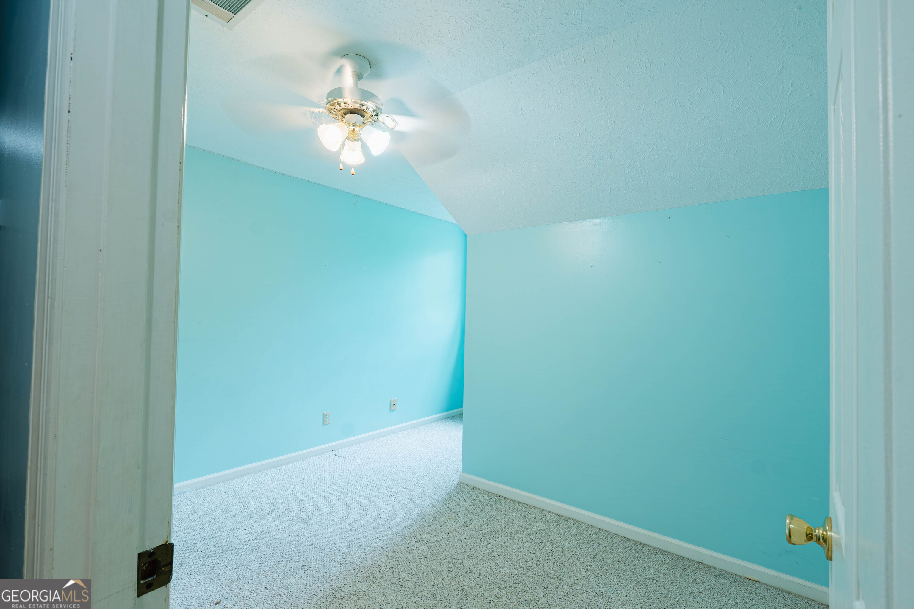 139 Cords Bridge Road Northeast Milledgeville, GA 31061 - Photo 21 of 35 a view of entryway