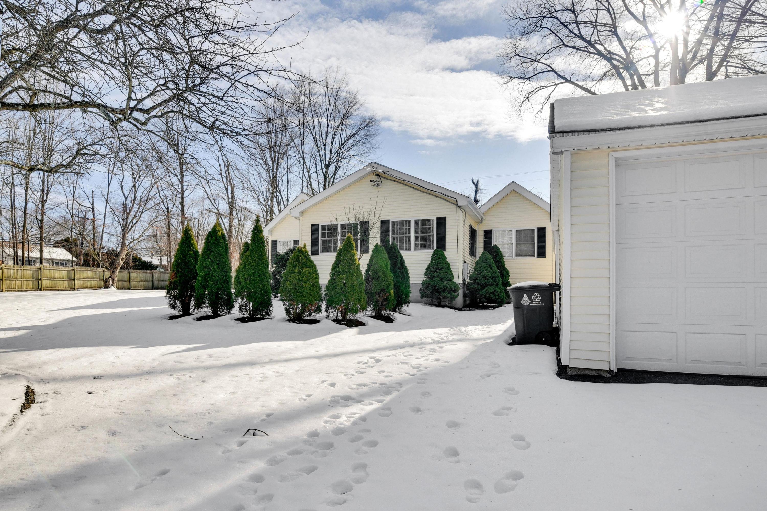 622 High Ridge Road Stamford, CT 06905 - Photo 19 of 19 a front view of a building with tree s