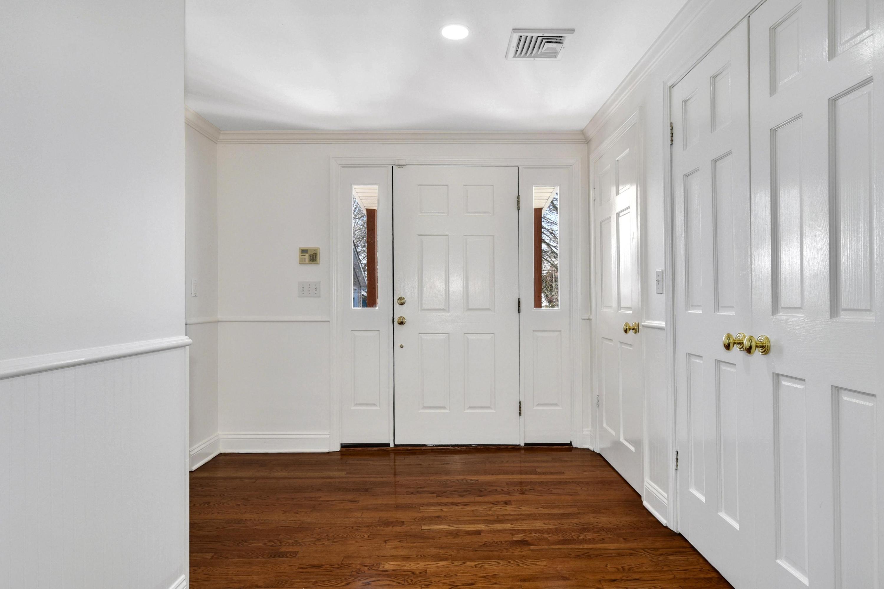 622 High Ridge Road Stamford, CT 06905 - Photo 2 of 19 a view of an empty room