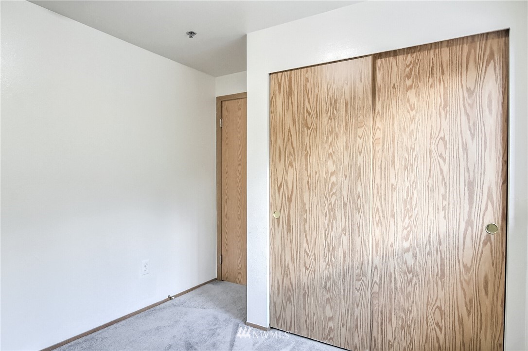 3939 10th Street Southeast, Unit A2 Puyallup, WA 98374 - Photo 15 of 27 a view of a small space