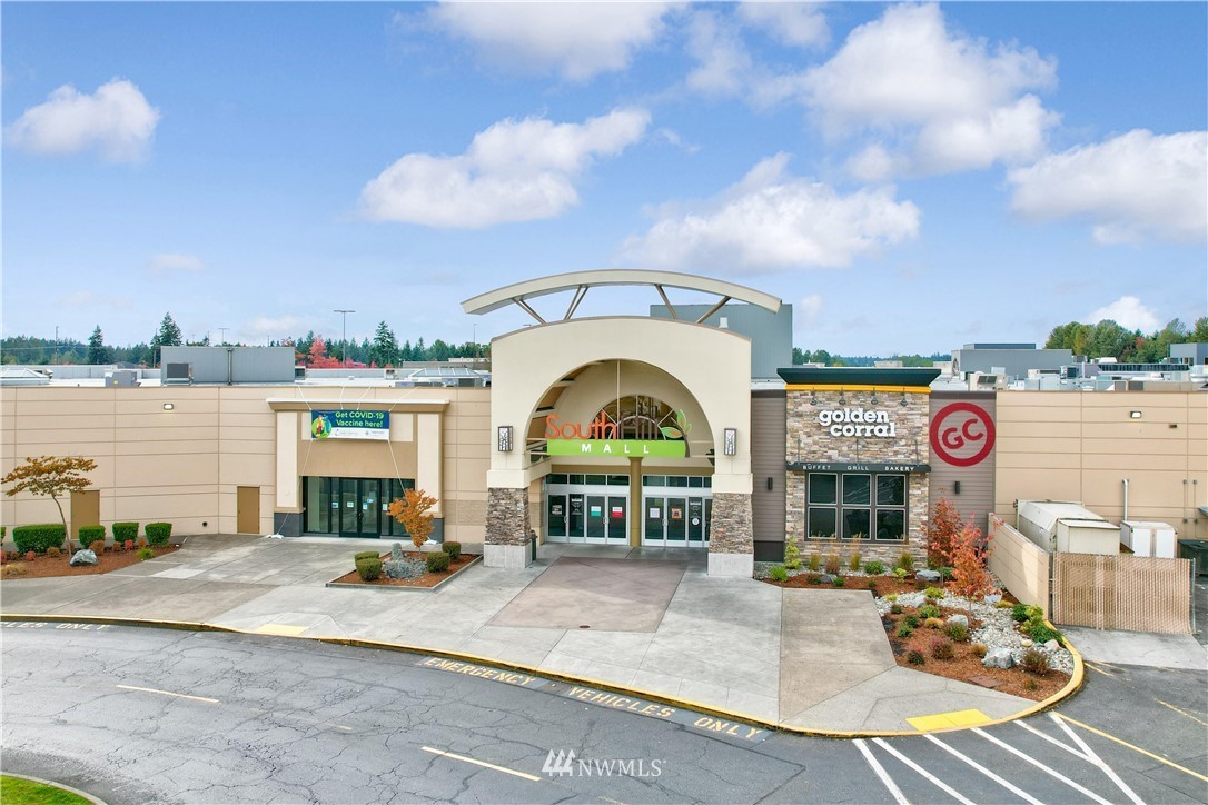 3939 10th Street Southeast, Unit A2 Puyallup, WA 98374 - Photo 27 of 27 a view of a basket ball ground