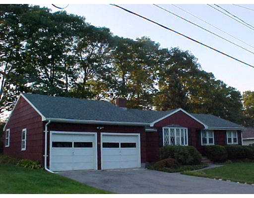 36 Court Road Braintree, MA 02184 - Photo 2 of 4 Gallery Image 2