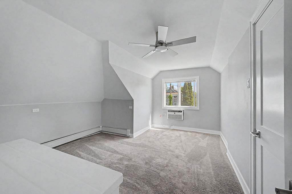 4945 West Addison Street Chicago, IL 60641 - Photo 33 of 47