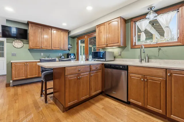 $719,900 | 11 Broadview Drive, Litchfield, NH 03052