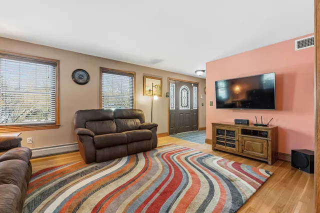 $719,900 | 11 Broadview Drive, Litchfield, NH 03052