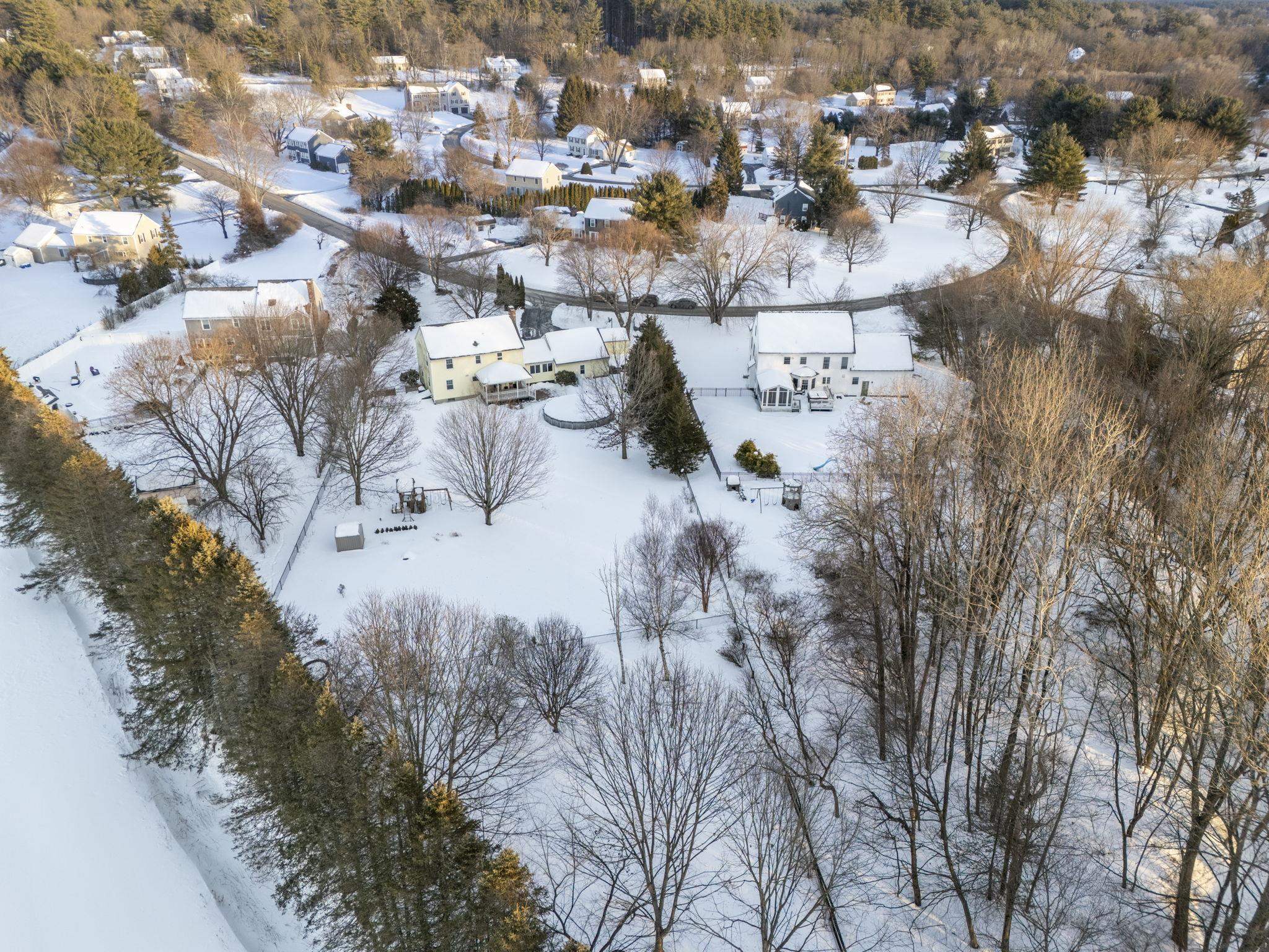 11 Broadview Drive Litchfield, NH 03052 - Photo 3 of 51