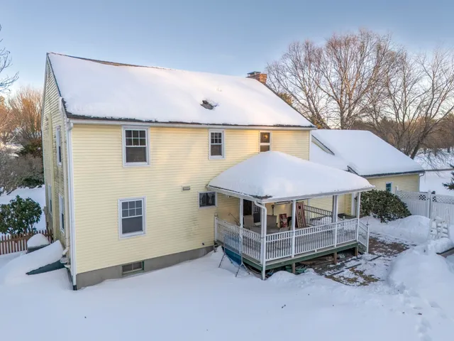 $719,900 | 11 Broadview Drive, Litchfield, NH 03052