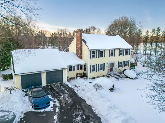 $719,900 | 11 Broadview Drive, Litchfield, NH 03052