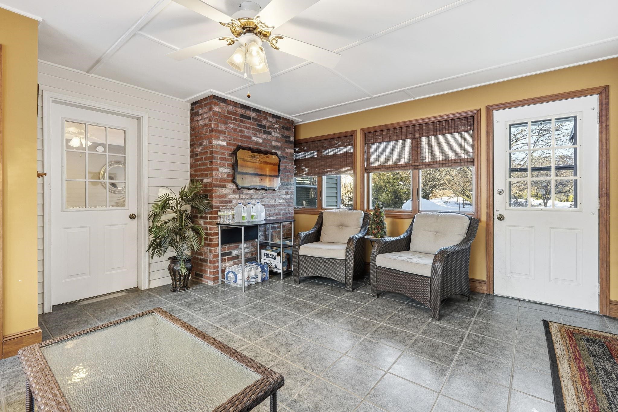 11 Broadview Drive Litchfield, NH 03052 - Photo 6 of 51