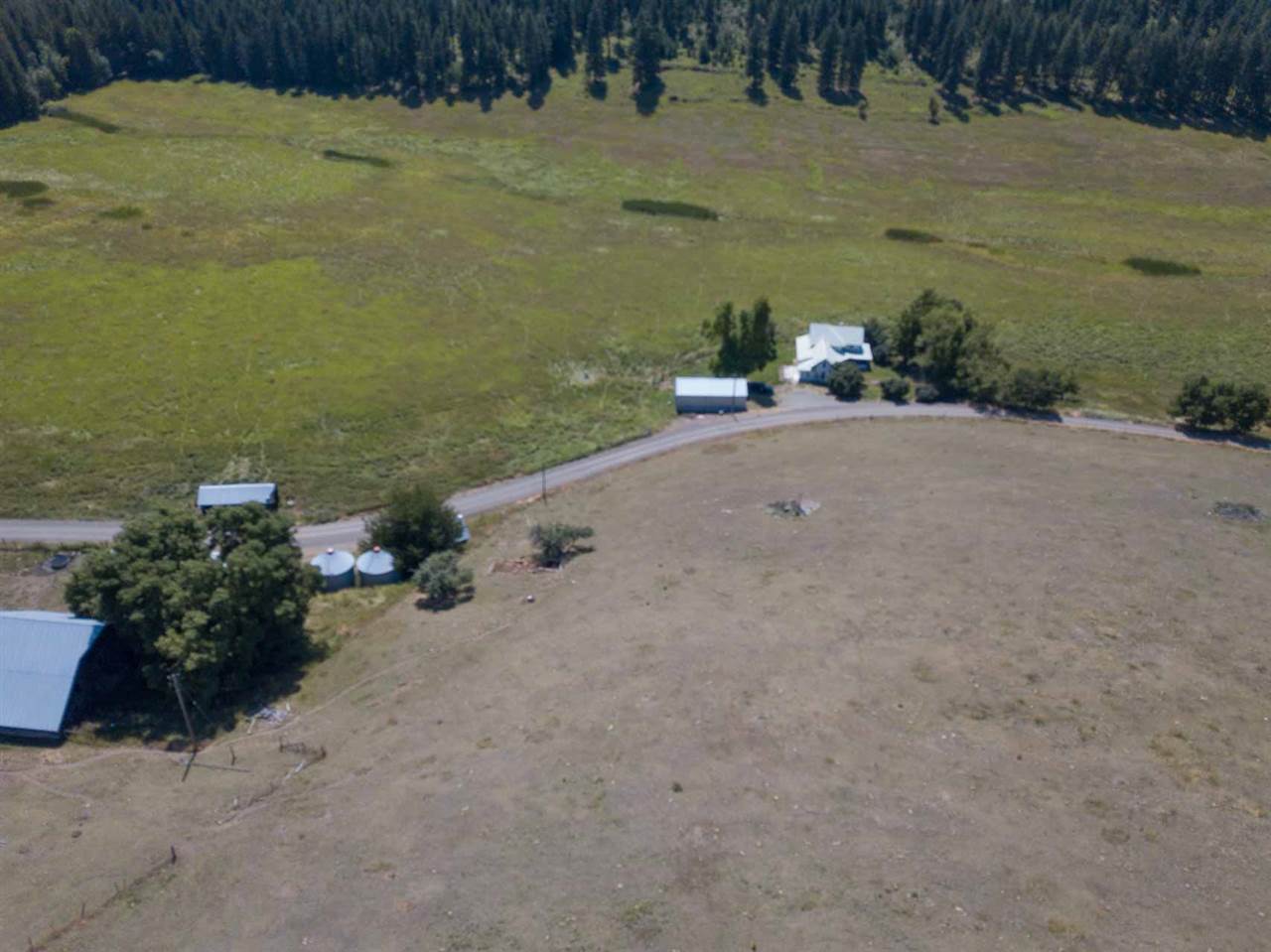 958 Hockersmith Road Kettle Falls, WA 99141 - Photo 2 of 32