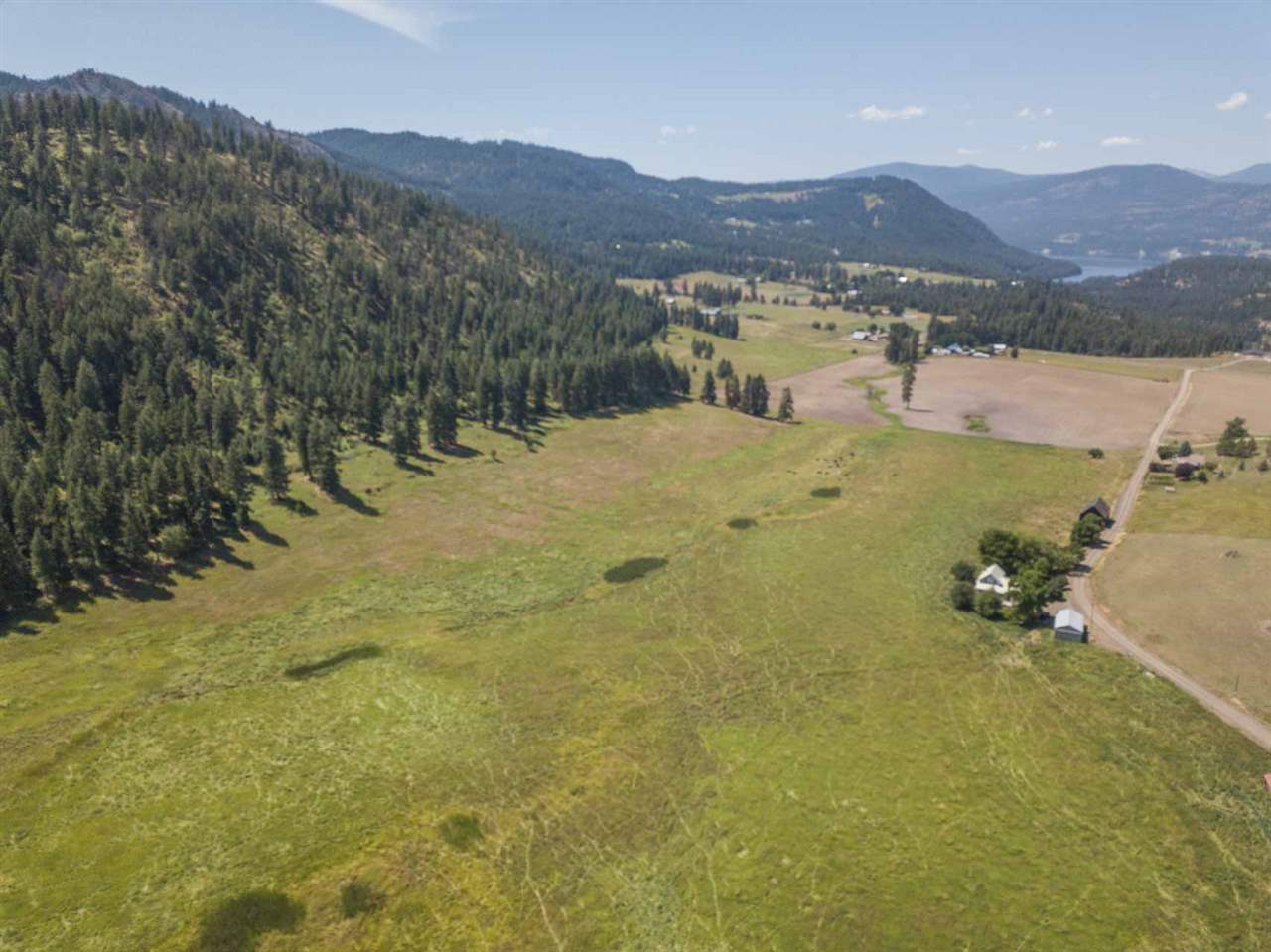 958 Hockersmith Road Kettle Falls, WA 99141 - Photo 12 of 32