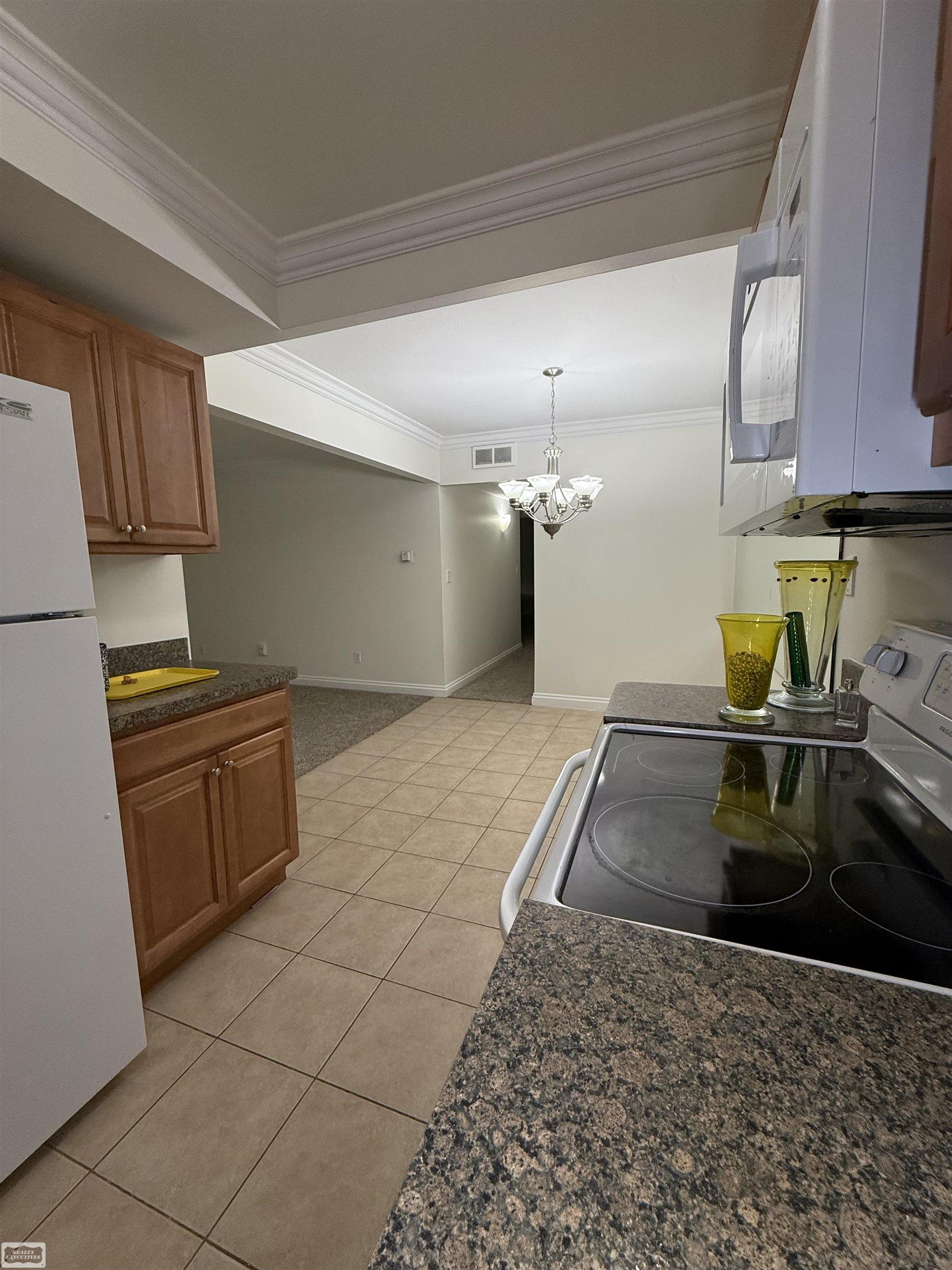 2311 Walton Boulevard, Unit 40 Rochester Hills, MI 48309 - Photo 8 of 8