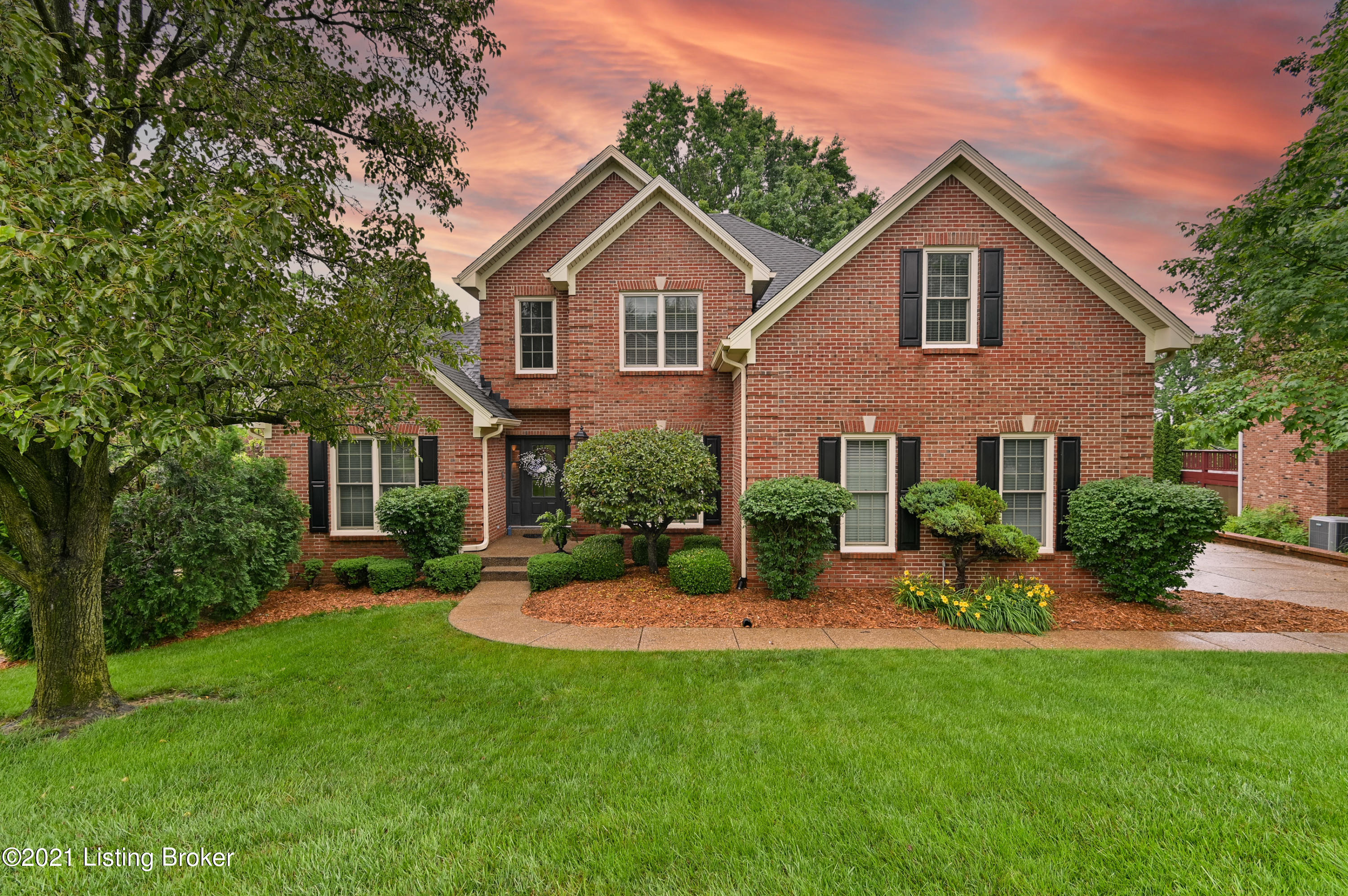 14015 Hickory Ridge Road Louisville, KY 40245 - Photo 2 of 48 058 - 20210603 6261