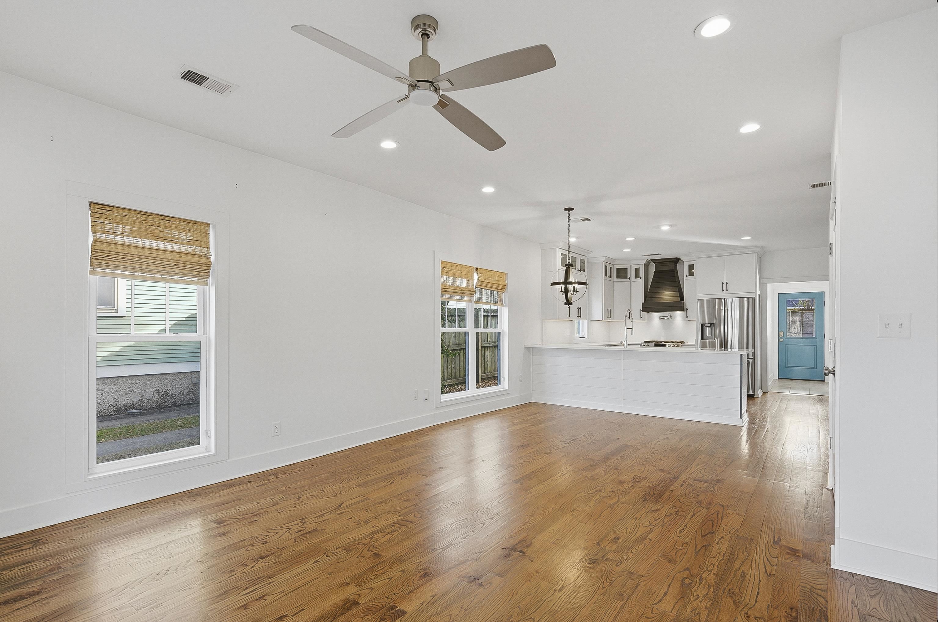 1925 Evelyn Avenue Memphis, TN 38104 - Photo 20 of 30 a view of an empty room with wooden floor and a window