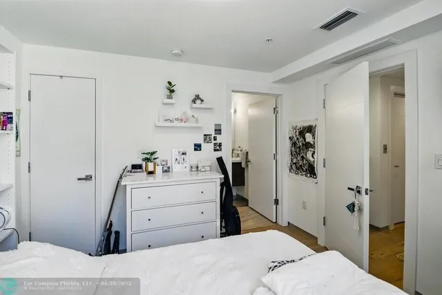 $1,199,000 | 700 Northeast 14th Avenue, Unit 208, Fort Lauderdale, FL 33304