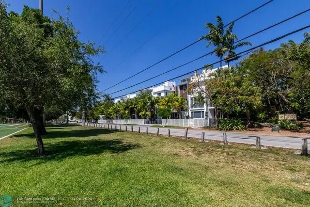 $1,199,000 | 700 Northeast 14th Avenue, Unit 208, Fort Lauderdale, FL 33304