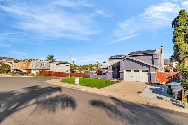 $864,950 | 341 Paraiso Avenue, Spring Valley, CA 91977