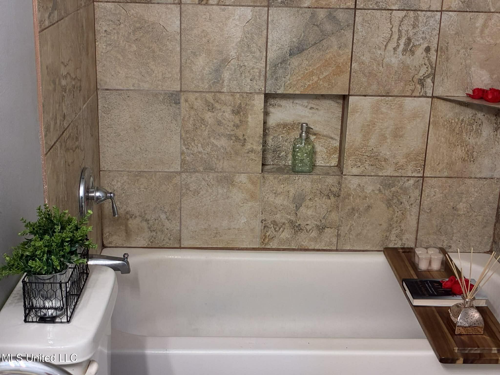 228 Mikell Street Jackson, MS 39212 - Photo 19 of 29 HALL BATHROOM