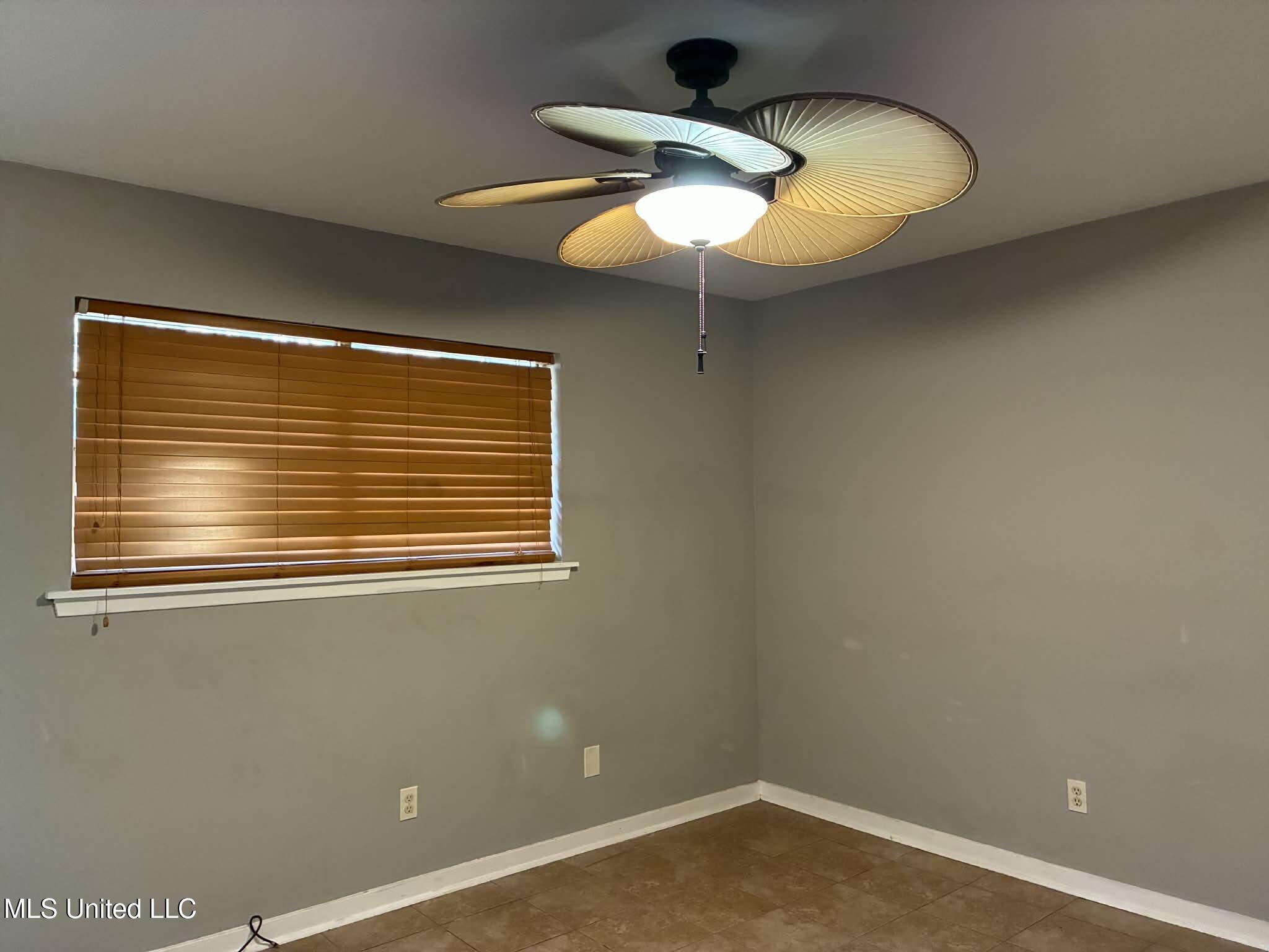 228 Mikell Street Jackson, MS 39212 - Photo 22 of 29 MASTER BR