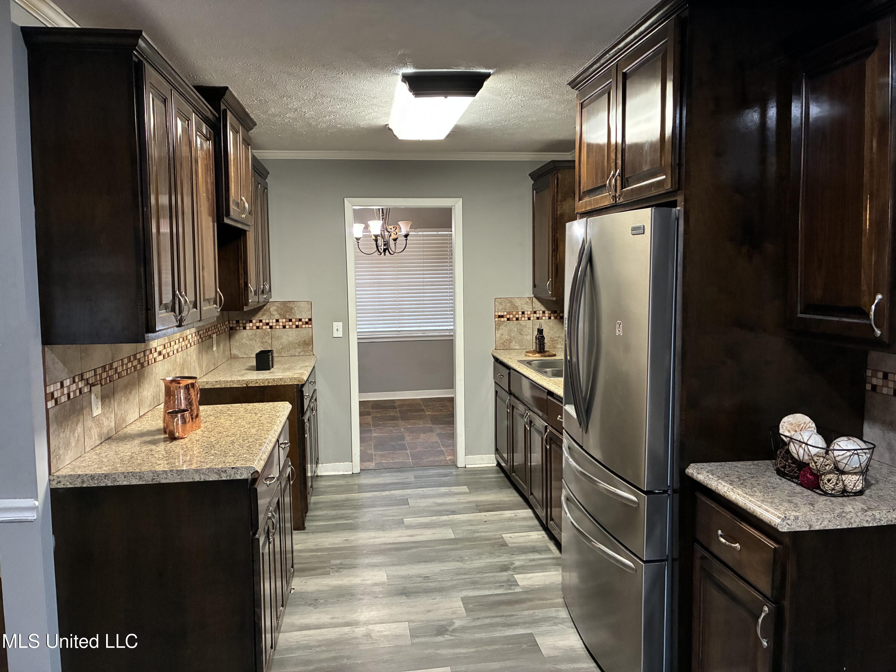 228 Mikell Street Jackson, MS 39212 - Photo 5 of 29 KITCHEN