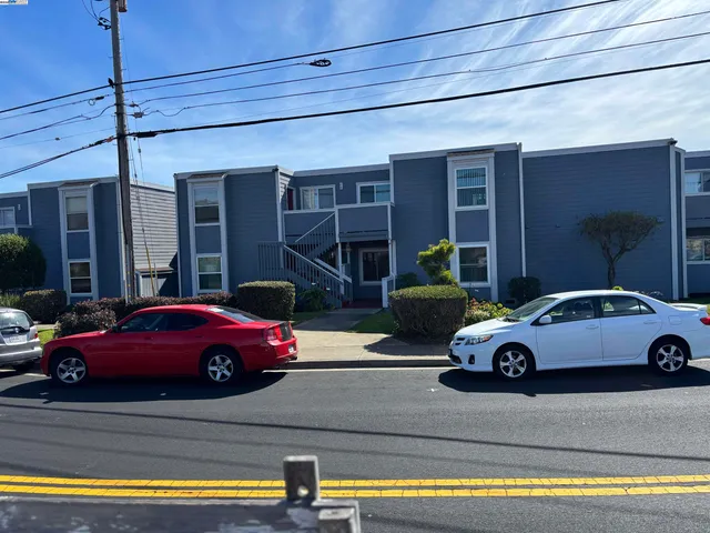 a car parked in front of a building