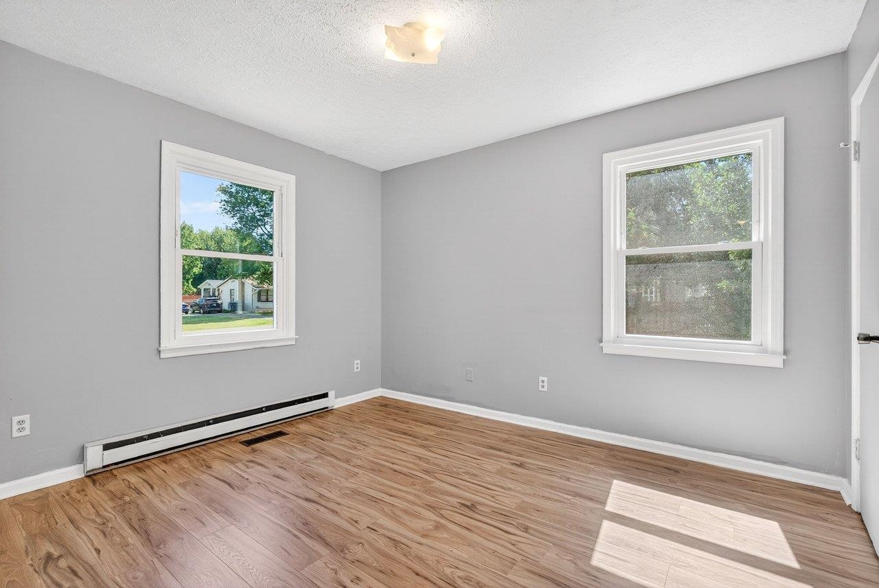 605 13th Street Grottoes, VA 24441 - Photo 21 of 45