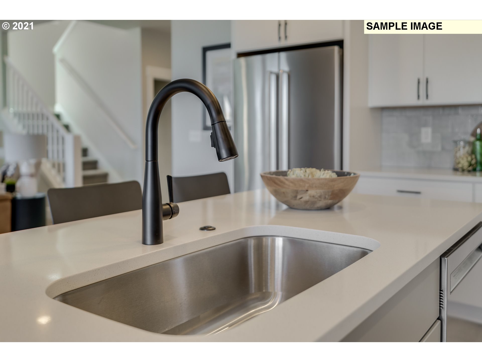 17622 Southwest Sunview Lane Beaverton, OR 97007 - Photo 11 of 29 a close view of sink