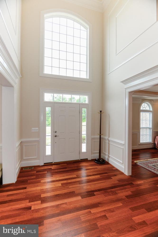 6727 Cedar Spring Road Centreville, VA 20121 - Photo 11 of 86 Gallery Image 11