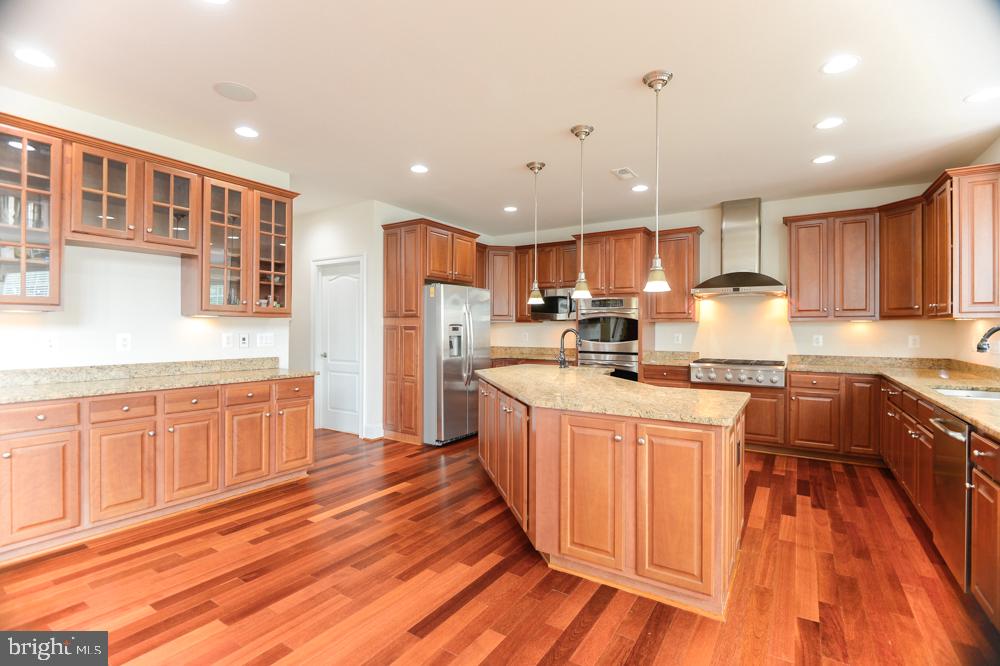 6727 Cedar Spring Road Centreville, VA 20121 - Photo 15 of 86 Gallery Image 15
