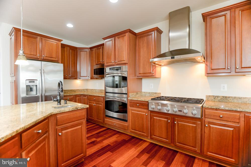6727 Cedar Spring Road Centreville, VA 20121 - Photo 16 of 86 Gallery Image 16