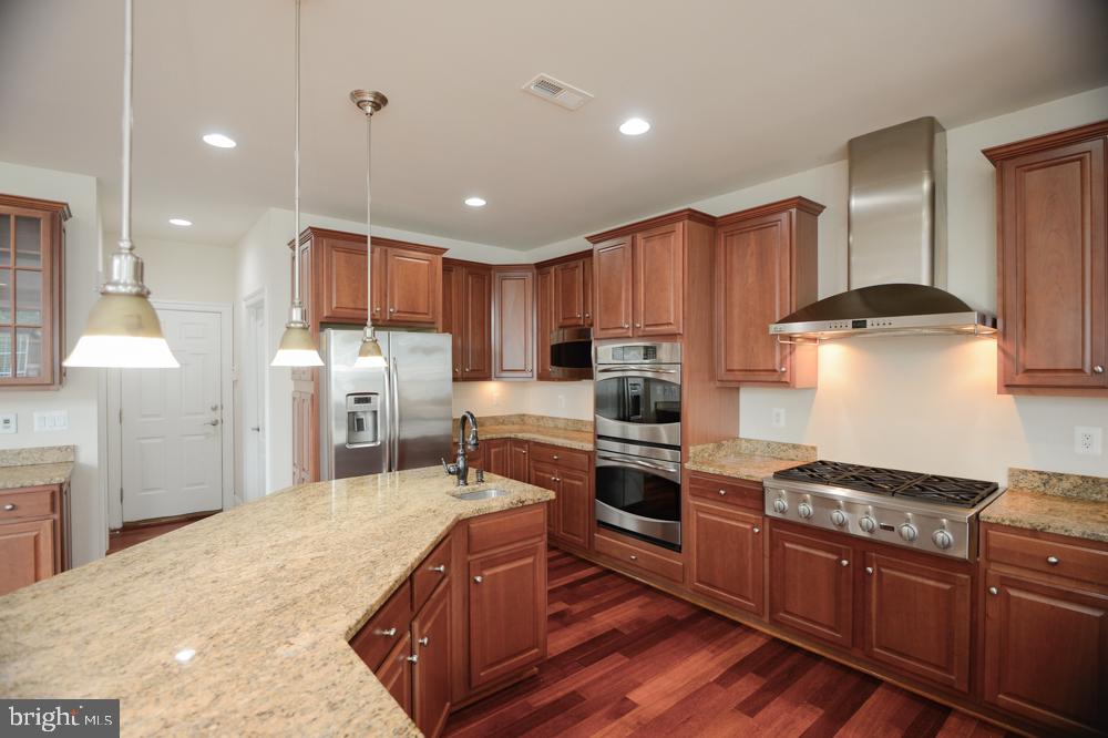 6727 Cedar Spring Road Centreville, VA 20121 - Photo 19 of 86 Gallery Image 19