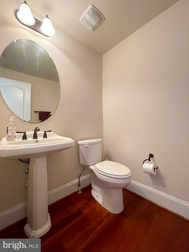 6727 Cedar Spring Road Centreville, VA 20121 - Photo 29 of 86 Gallery Image 29