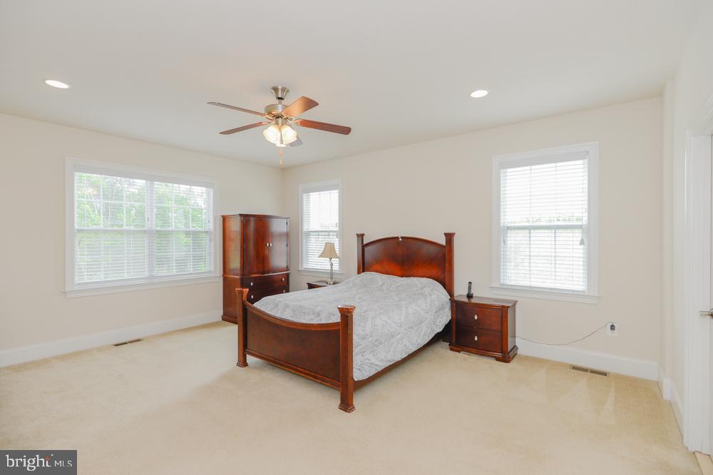 6727 Cedar Spring Road Centreville, VA 20121 - Photo 30 of 86 Gallery Image 30