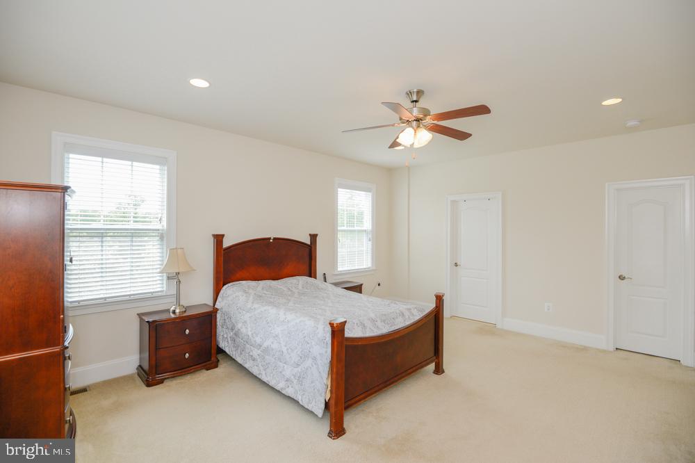 6727 Cedar Spring Road Centreville, VA 20121 - Photo 31 of 86 Gallery Image 31