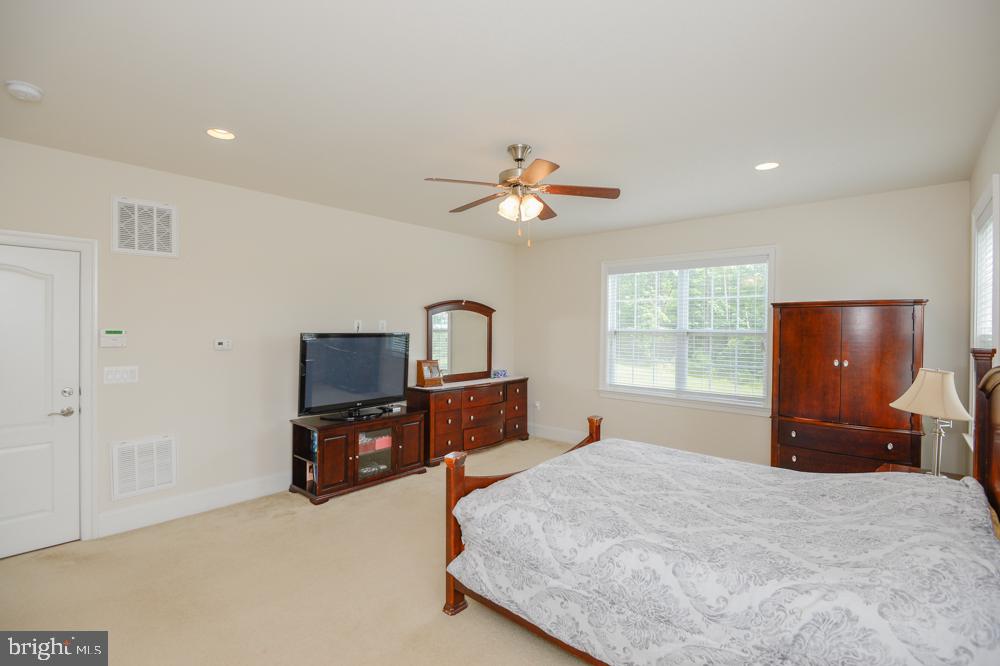 6727 Cedar Spring Road Centreville, VA 20121 - Photo 32 of 86 Gallery Image 32