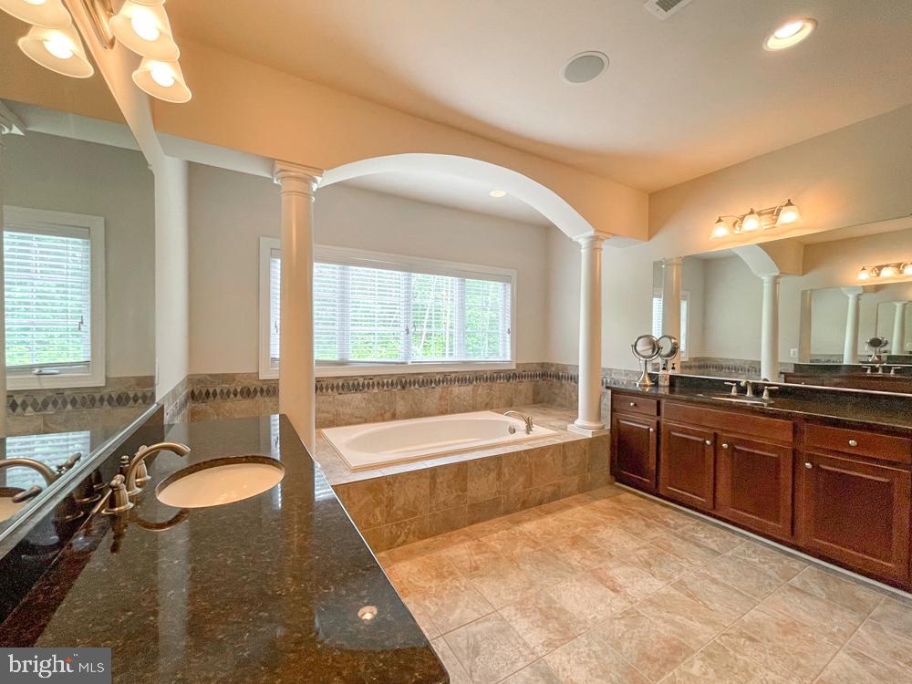 6727 Cedar Spring Road Centreville, VA 20121 - Photo 44 of 86 Gallery Image 44