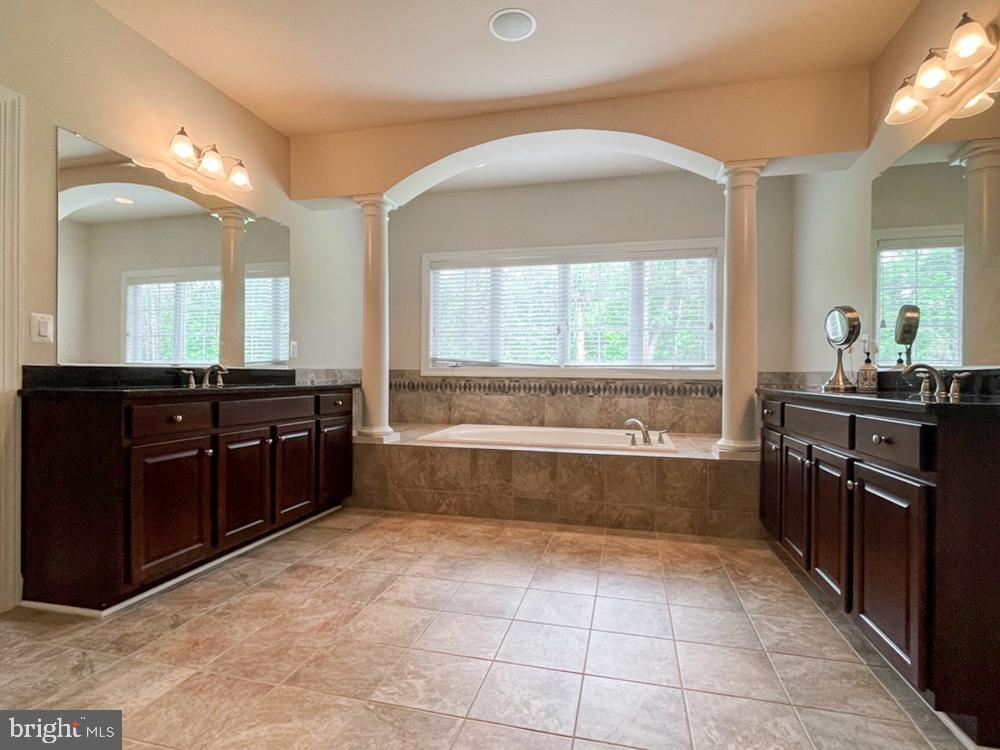 6727 Cedar Spring Road Centreville, VA 20121 - Photo 45 of 86 Gallery Image 45