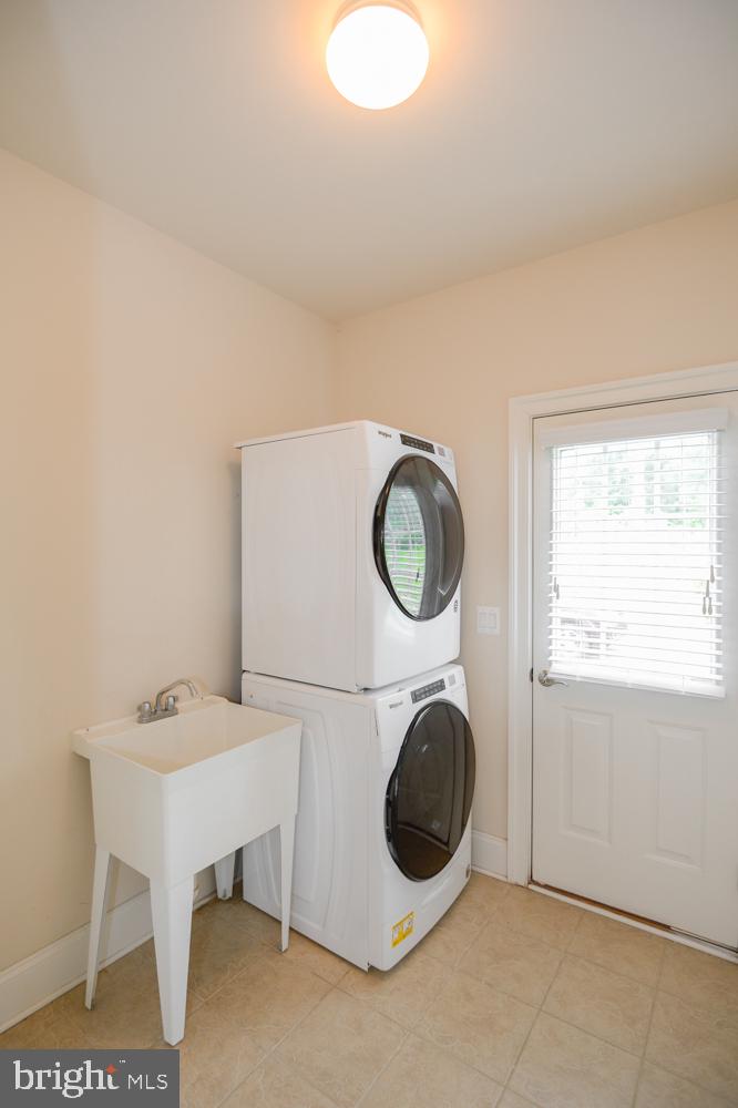 6727 Cedar Spring Road Centreville, VA 20121 - Photo 66 of 86 Gallery Image 66