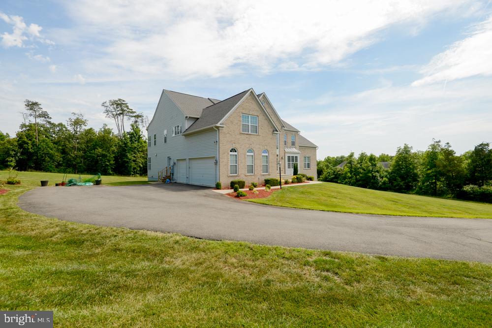 6727 Cedar Spring Road Centreville, VA 20121 - Photo 70 of 86 Gallery Image 70