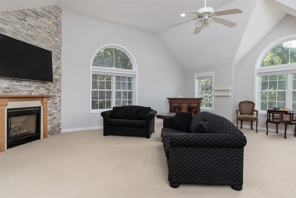100 Adams Street Dunstable, MA 01827 - Photo 14 of 37 Gallery Image 14