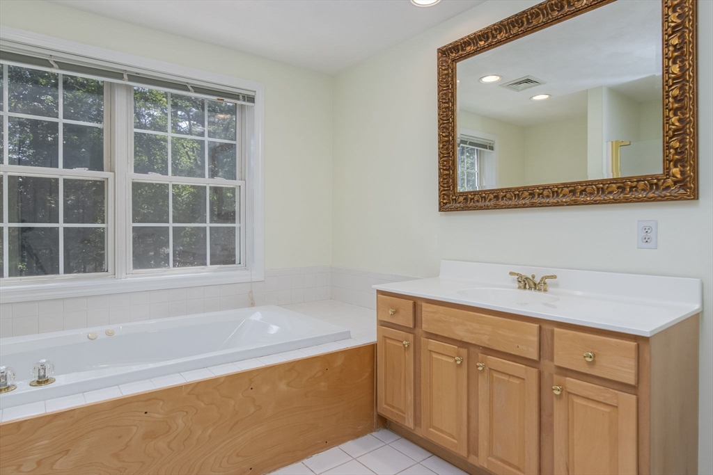 100 Adams Street Dunstable, MA 01827 - Photo 19 of 37 Gallery Image 19