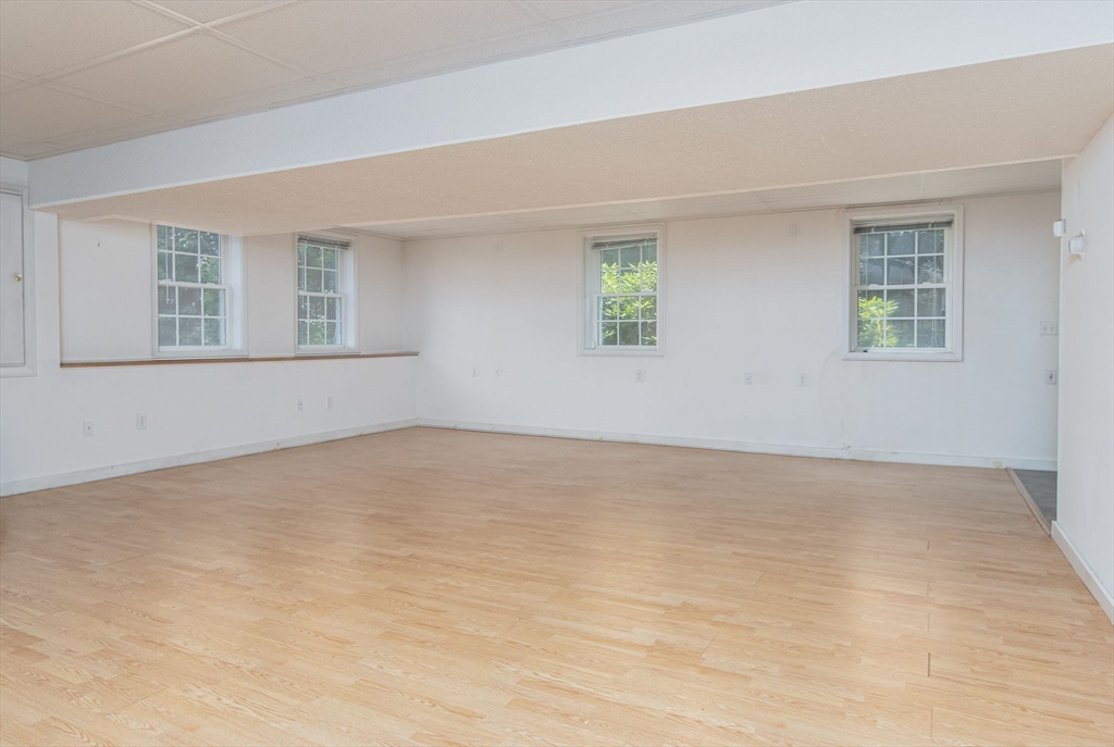 100 Adams Street Dunstable, MA 01827 - Photo 27 of 37 Gallery Image 27