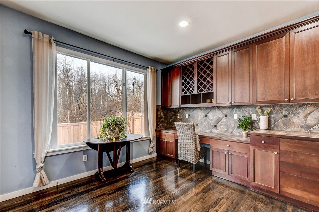 3810 216th Place Southeast Bothell, WA 98021 - Photo 7 of 35
