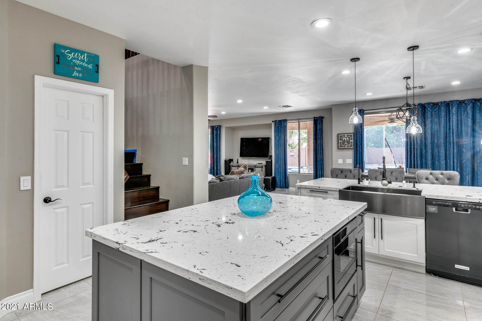 451 North Swallow Lane Gilbert, AZ 85234 - Photo 11 of 30 ChaseCapture-19